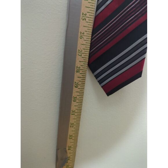 Geoffrey‎ Beene Mens Handmade 100% Silk Tie Red Silver Black Striped Necktie - Picture 5 of 5